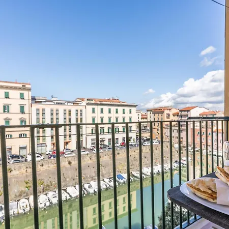 Casa Lisca By Pleiades